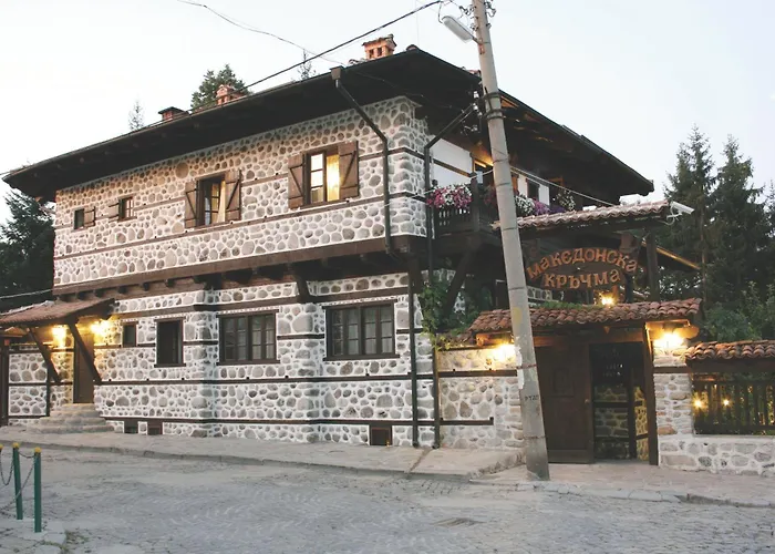 Family Hotel Makedonska Kruchma